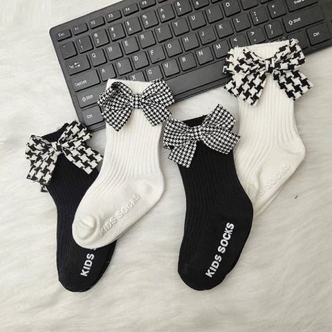 Houndstooth Bow Socks