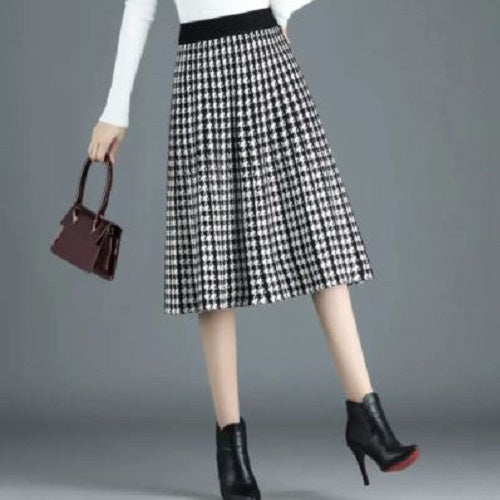 Houndstooth Pleated Skirt