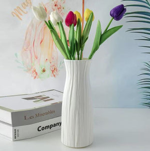Plastic Textured Flower Vase