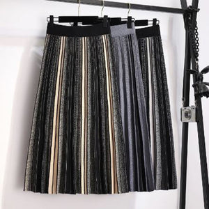 Knit Pleated Skirt