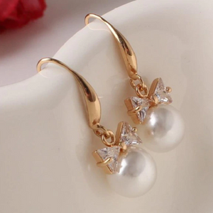 Bow/Pearl Earrings