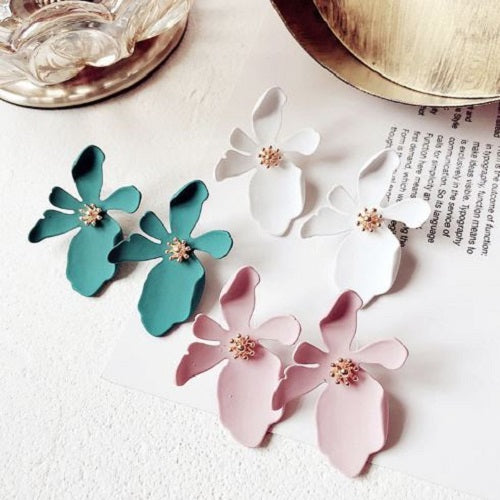 Acrylic Flower Studs